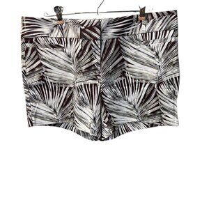 NWT The Limited Size 14R Tailored shorts - Size 14R